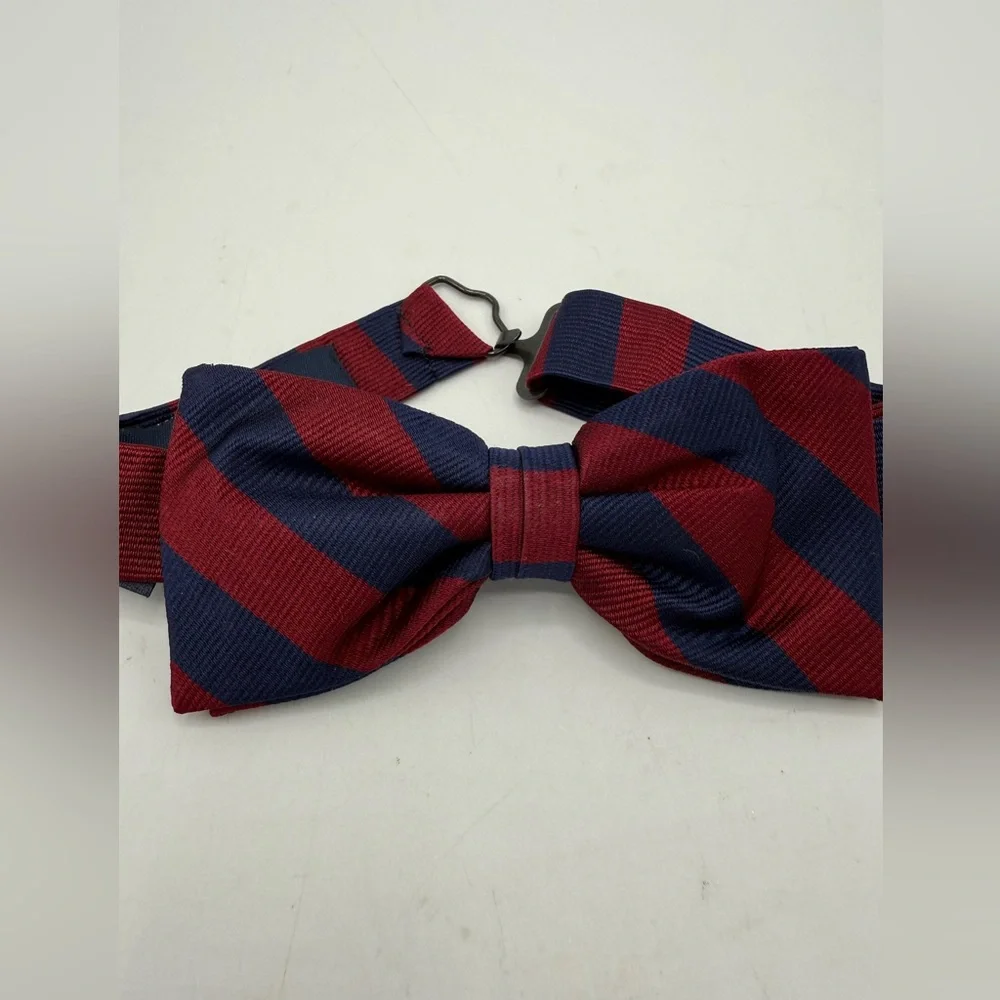 Brooks Brothers Boys Silk Striped Bow Tie